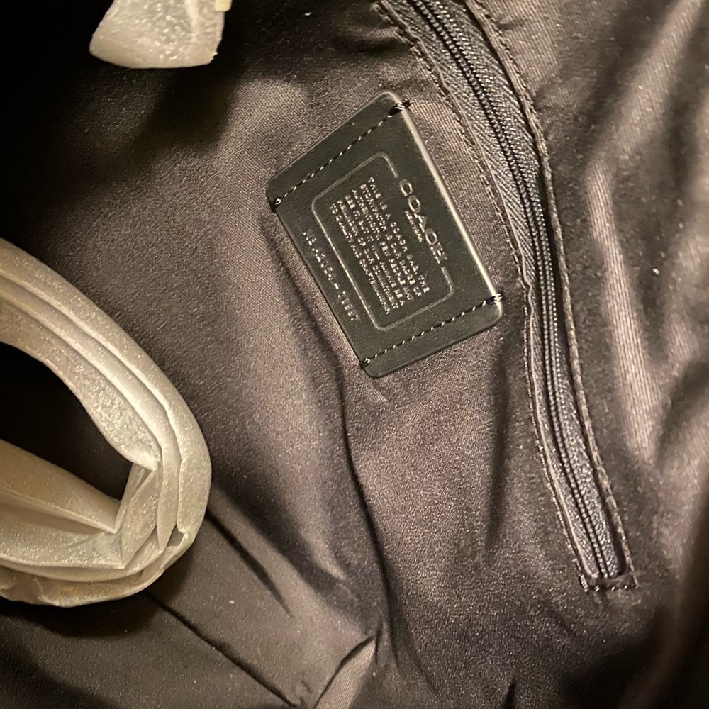 Coach Satchel - Picture 4 of 6